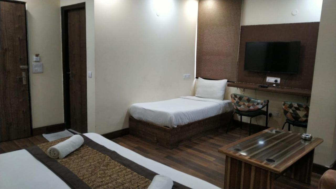Hotel Singh Continetal Delhi (National Capital Territory of India) Exterior foto
