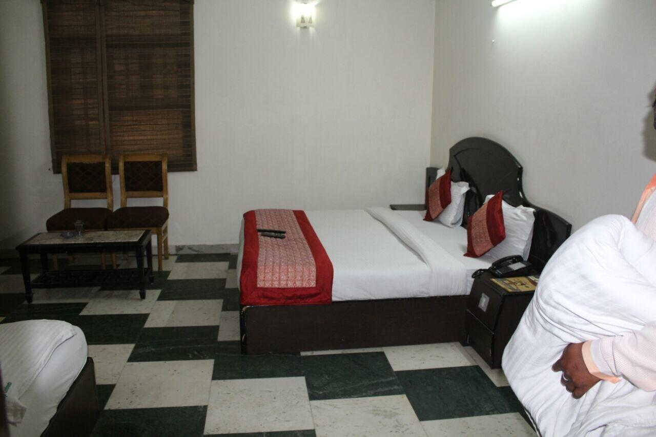 Hotel Singh Continetal Delhi (National Capital Territory of India) Exterior foto